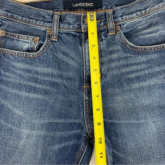 Lands’ End Straight Taper Medium Wash Classic Blue Jeans Mid To High Rise Size 2 - Picture 14 of 16